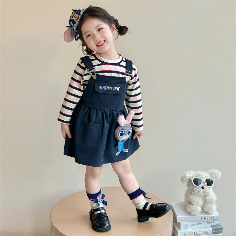 兔子警官女童连衣裙秋季2025新款儿童洋气背带裙套装宝宝春秋裙子