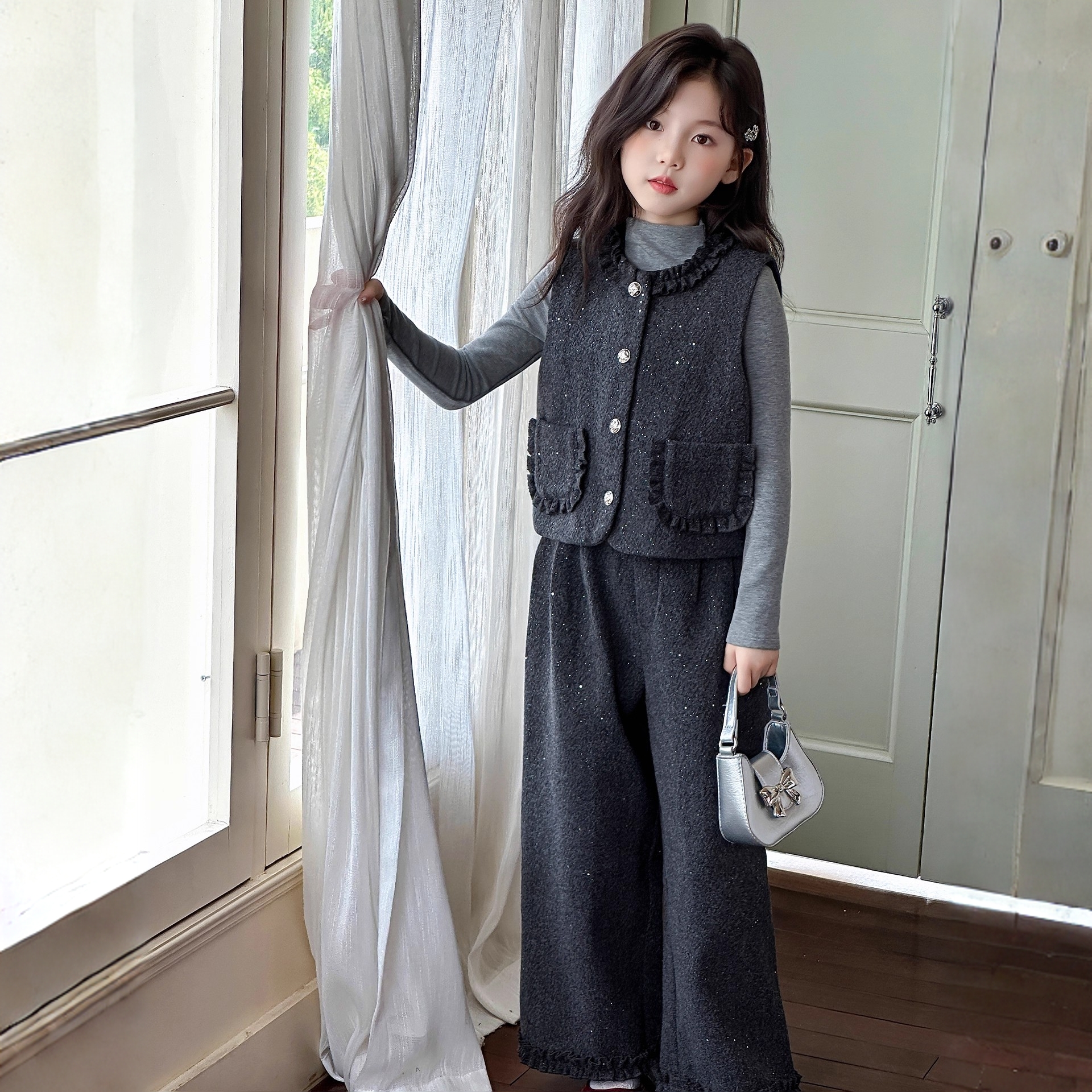 女童秋装毛呢套装2025新款韩版洋气儿童秋季休闲马甲阔腿裤三件套