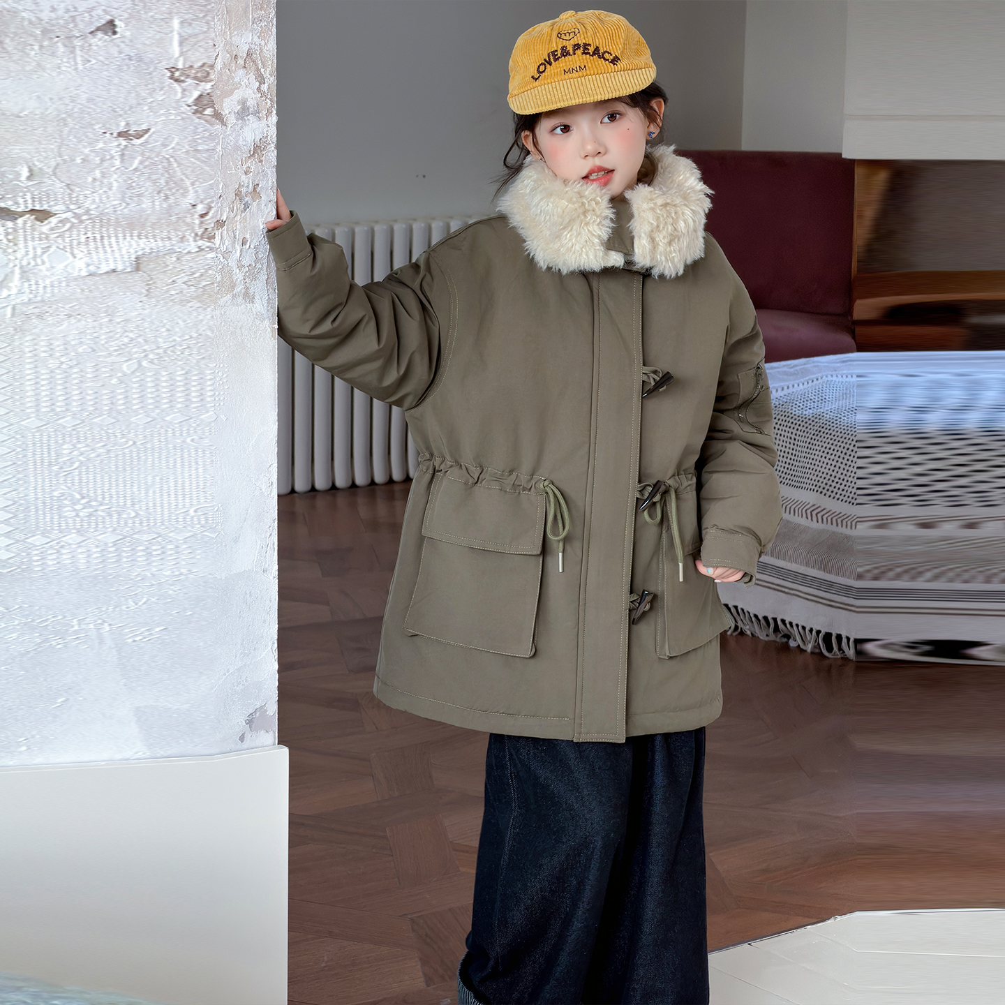 女童大毛领棉衣秋冬2025新款大童夹棉加厚派克服冬装儿童收腰外套