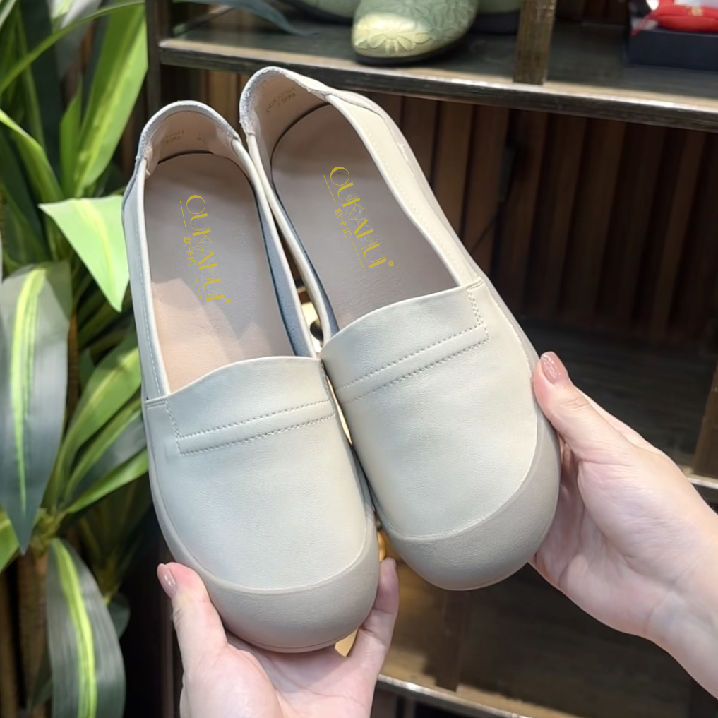 7399秋季新款舒适妈妈鞋平跟圆头防滑中老年软底休闲浅口妈妈鞋