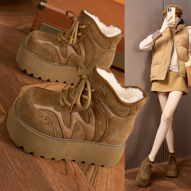 小个子内增高10cm雪地靴女厚底新款冬季加绒加厚短靴松糕雪地棉鞋