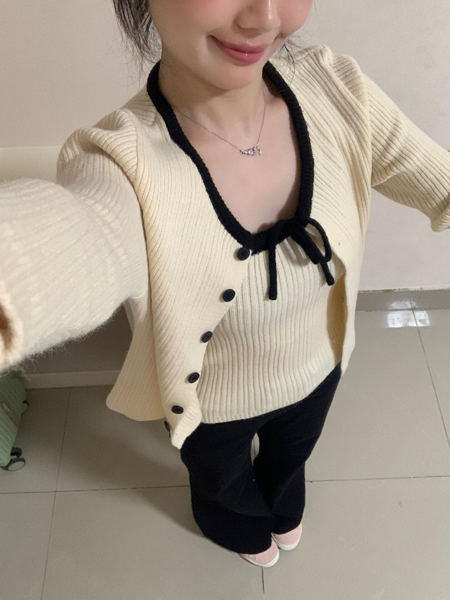 韩系氛围感早秋穿搭针织开衫吊带女秋季新款软糯毛衣外套外搭上衣