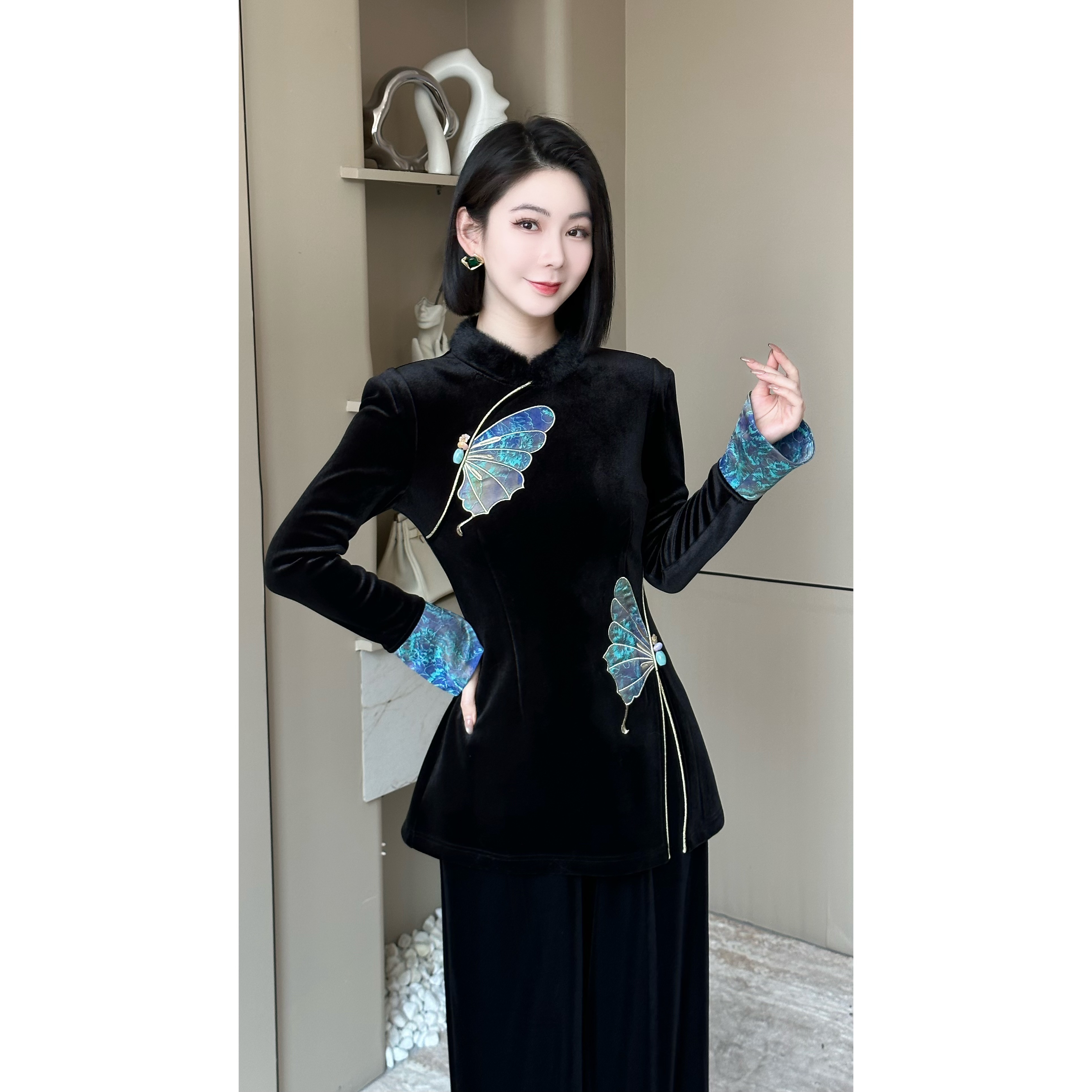 格娜【兰蝶绮绣】冬季新款中国风绣花修身套装上档次优雅气质两件套