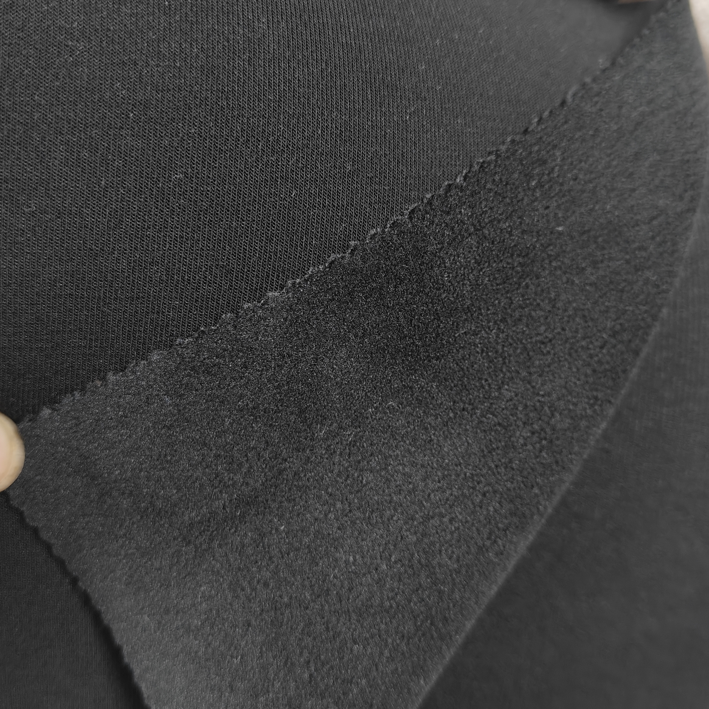 50支锦棉弹力复合特殊绒面料，门幅1.6米宽裤子布料