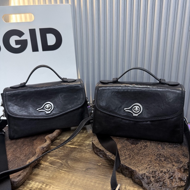 8226#鸟牌新款复古信封包水晶植鞣牛皮单肩斜挎包