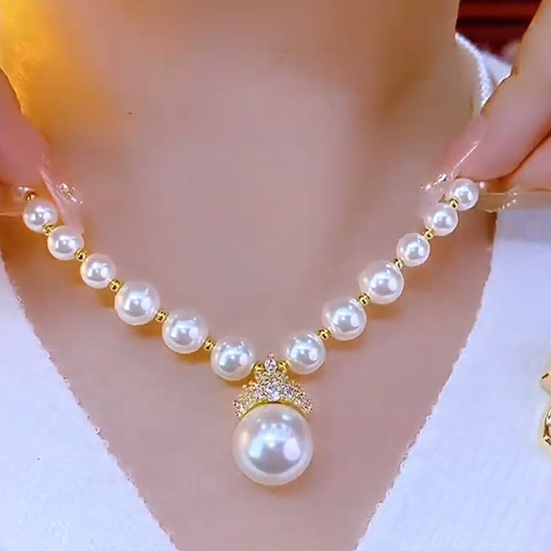 钛钢项链 2025年新款优雅气质珠珠项链大气百搭流行轻奢时尚颈链