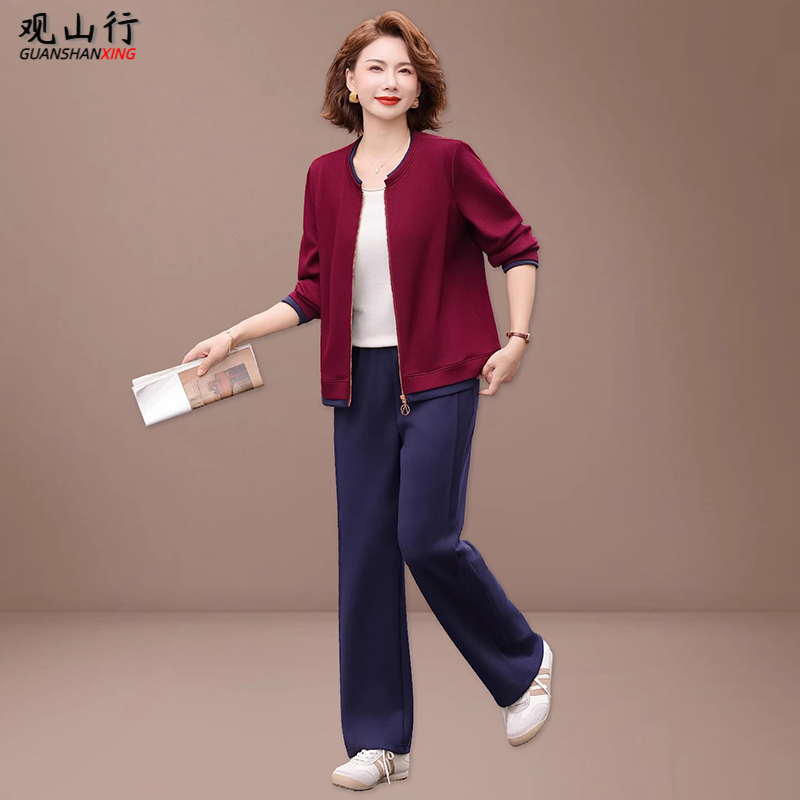 妈妈秋装运动服套装洋气大码中老年外套女春秋薄款休闲三件套时尚