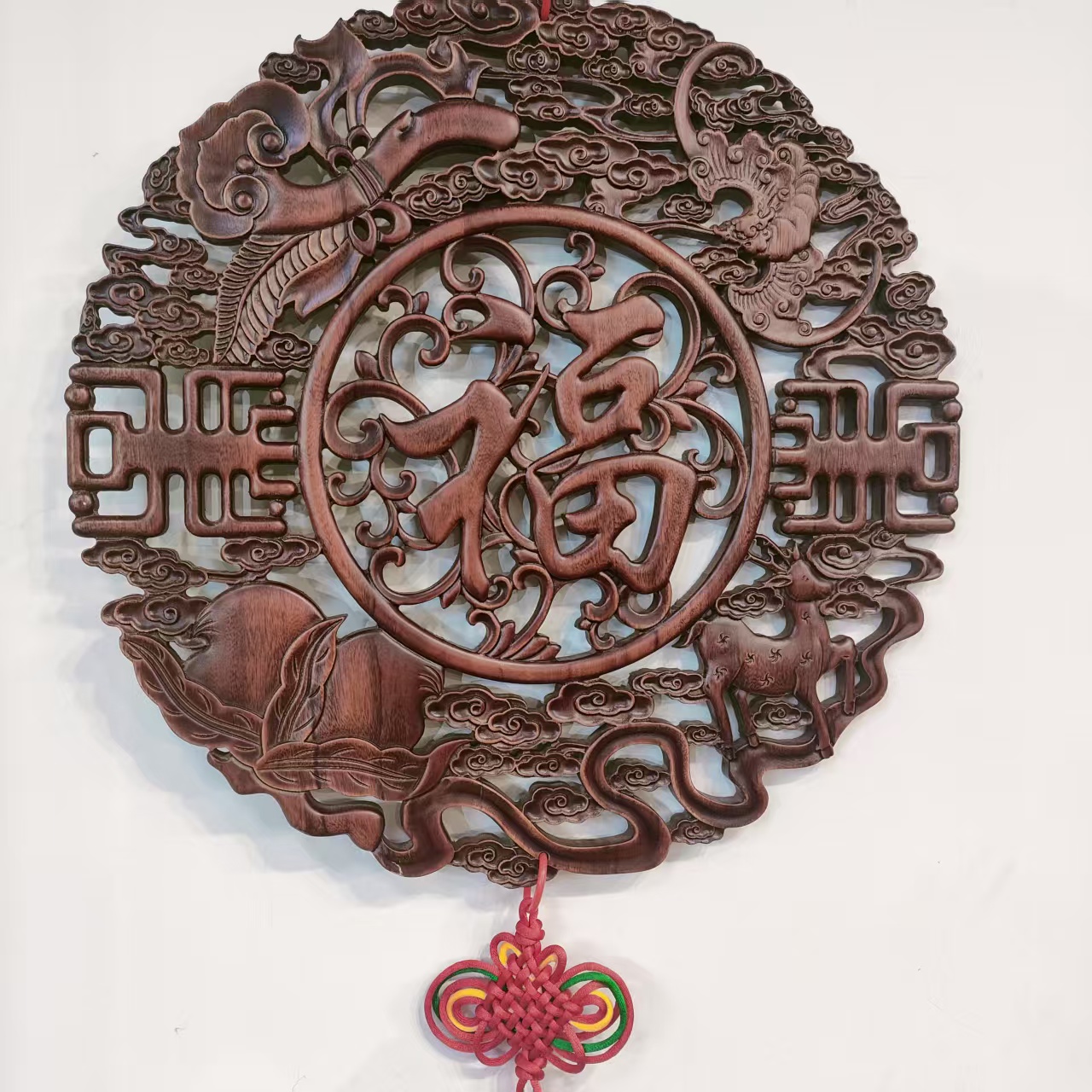 香樟木大福字挂件带流苏尺寸工艺品：48*48*2cm