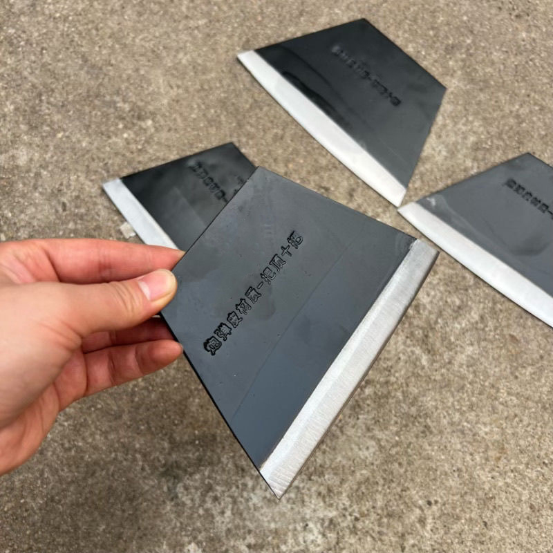 大号锄头锄板菜刀锄加厚淬火锋利割草除草松土农用自制焊接锄头