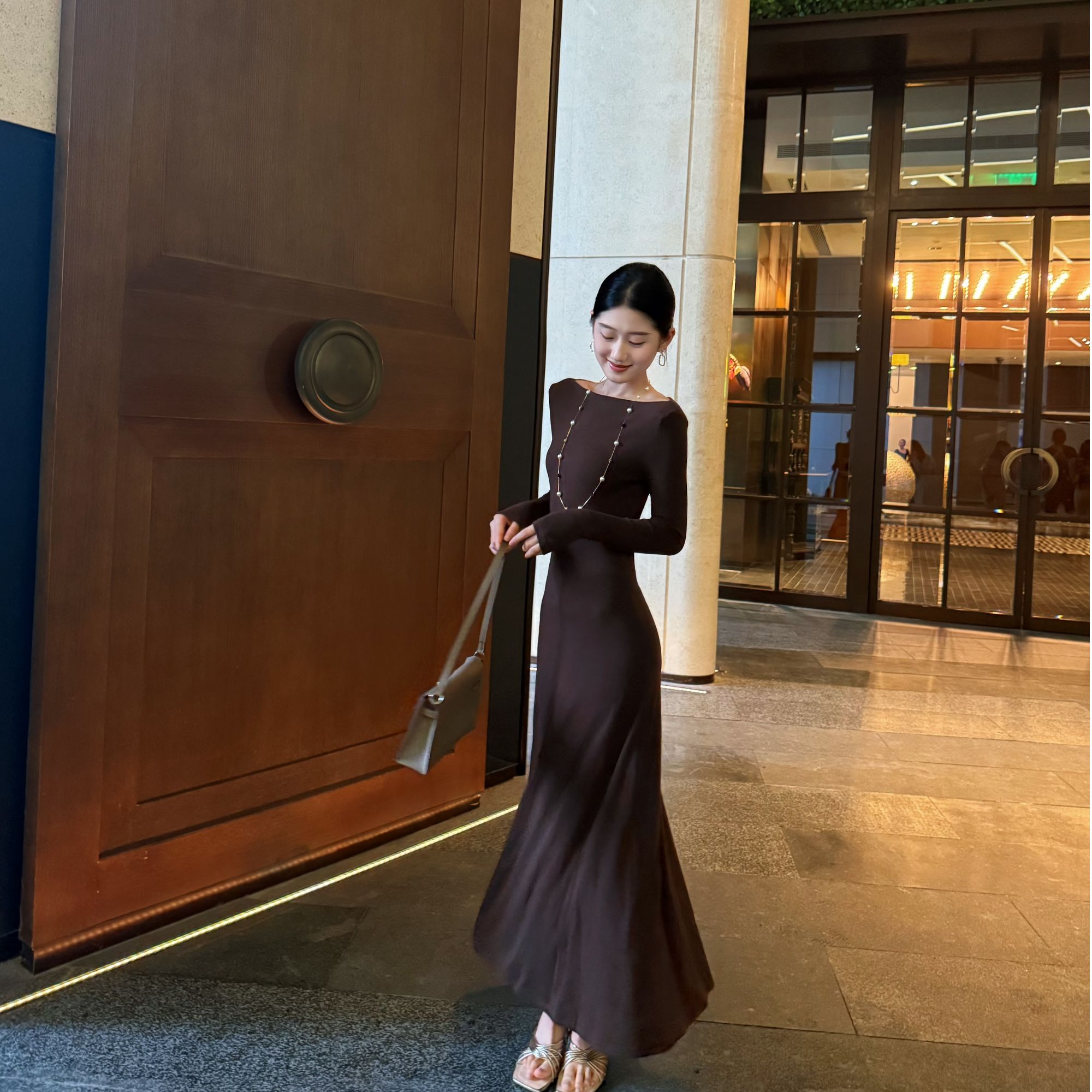 名媛修身显瘦一字肩连衣裙女巨法式高级感气质优雅打底长裙A字裙