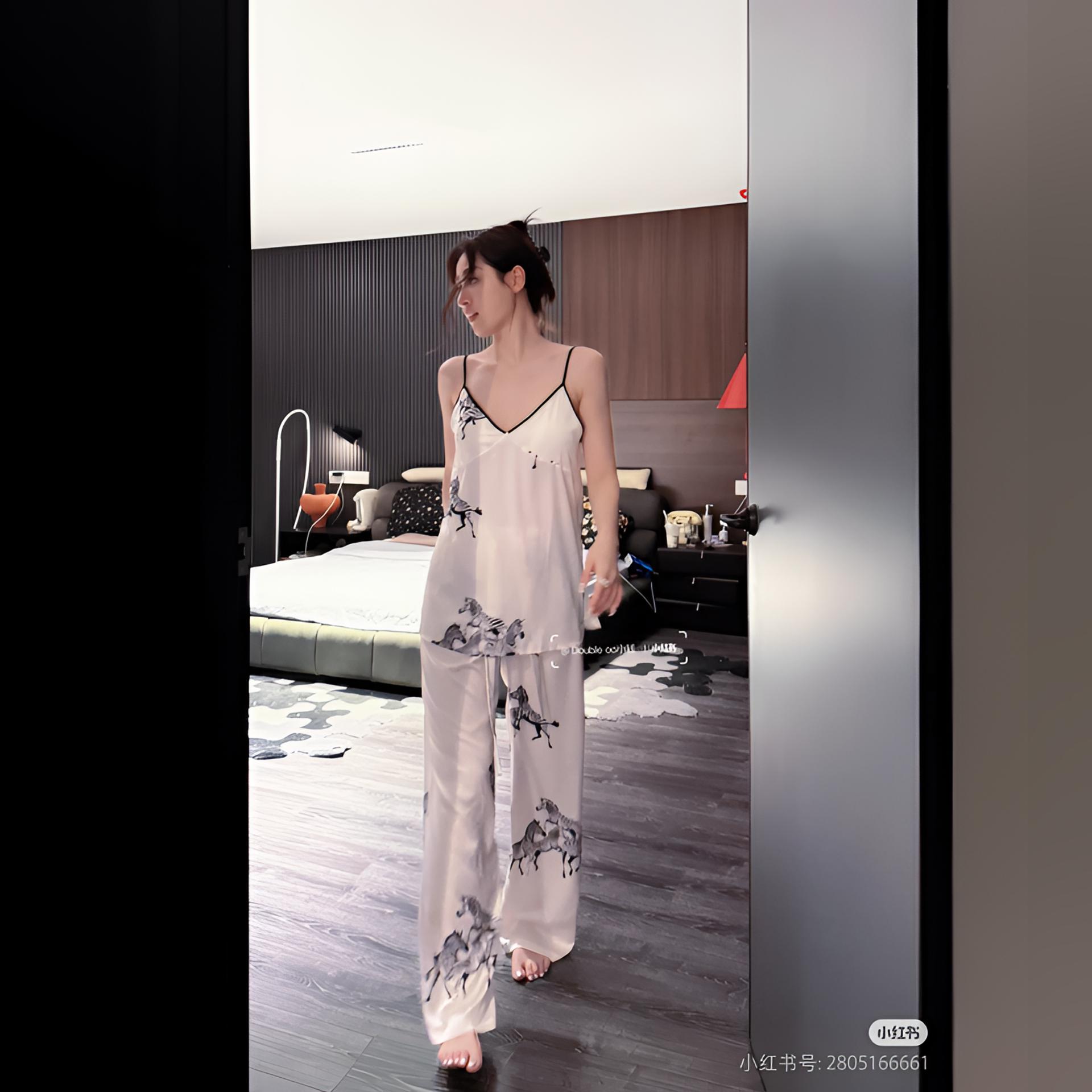 带胸垫家居服新款2025睡衣吊带长裤简约斑马印花冰丝绸缎显瘦气质