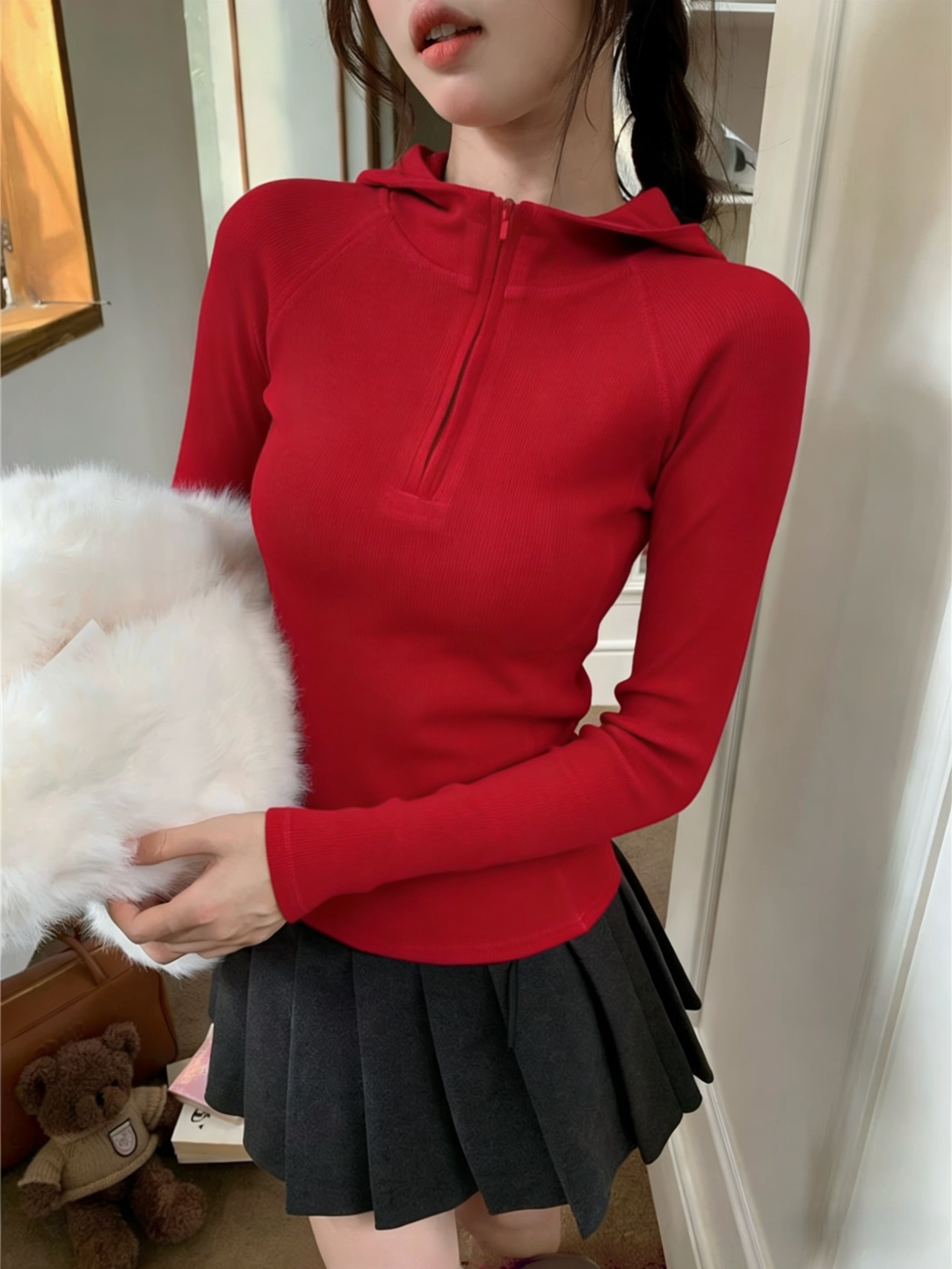 本命年红色修身半拉链连帽衫内搭秋冬季超显瘦打底衫百搭上衣洋气