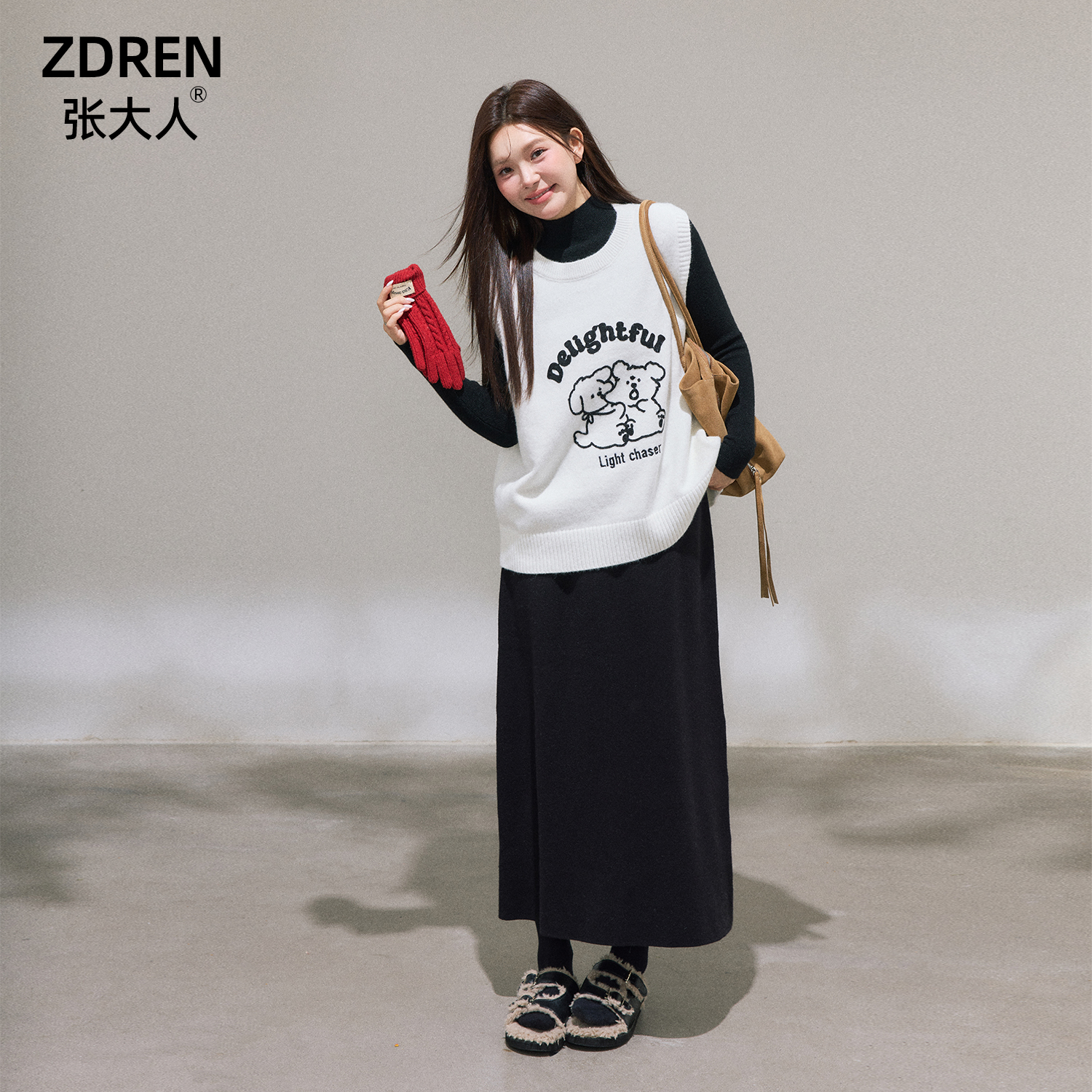 张大人【雪融少女】大码女装微胖妹妹抱抱小熊针织马甲搭半裙套装