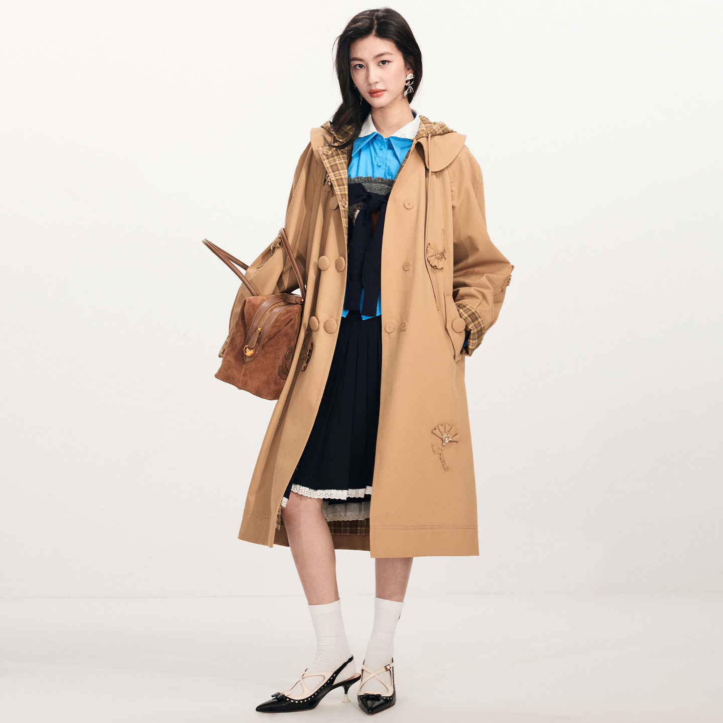 lefame拉飞姆2026早春新品时尚黄卡其色立体花朵连帽长风衣外套