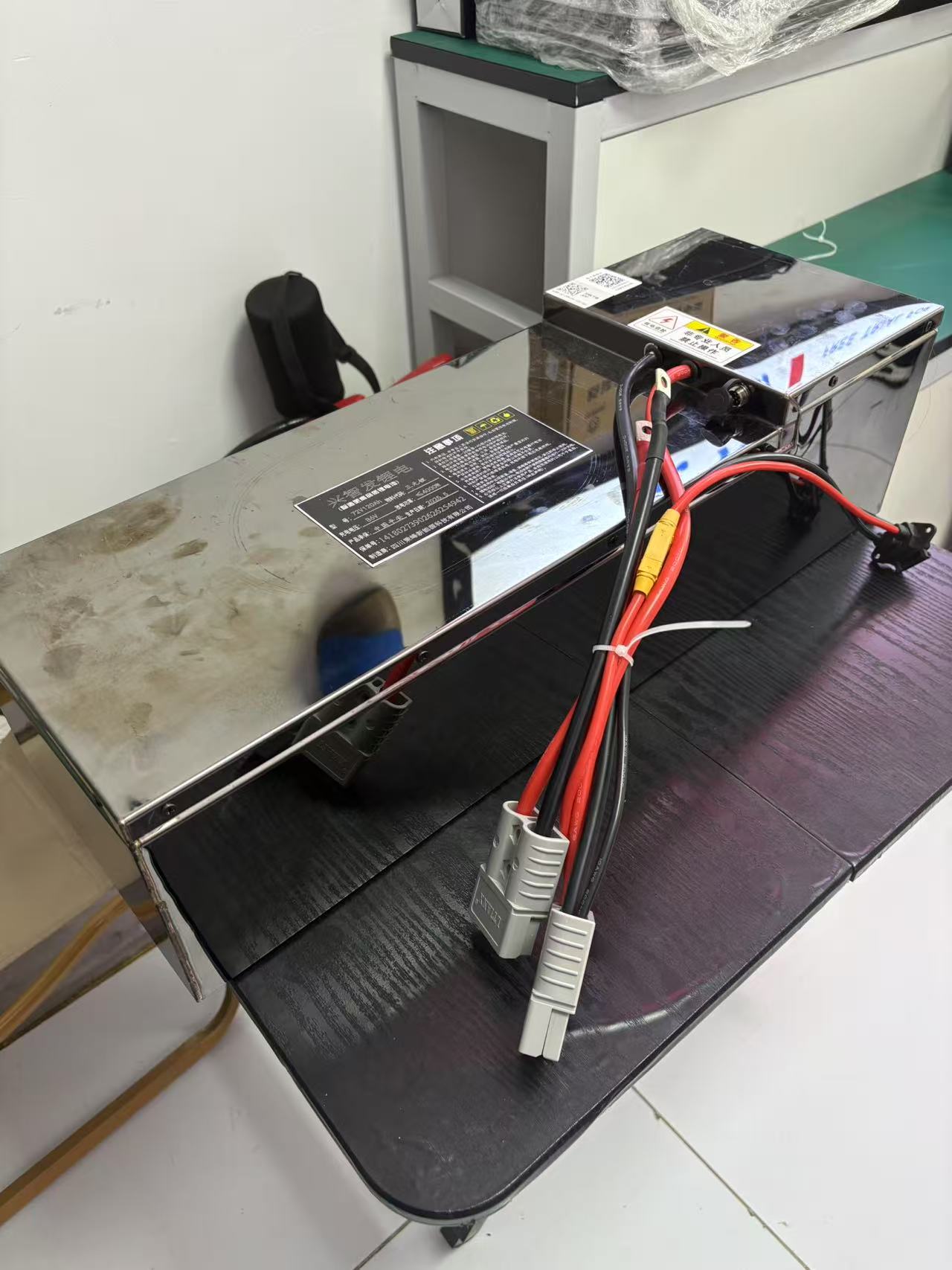 九号极核小牛专用直上72V120AH三元锂长62宽21高17