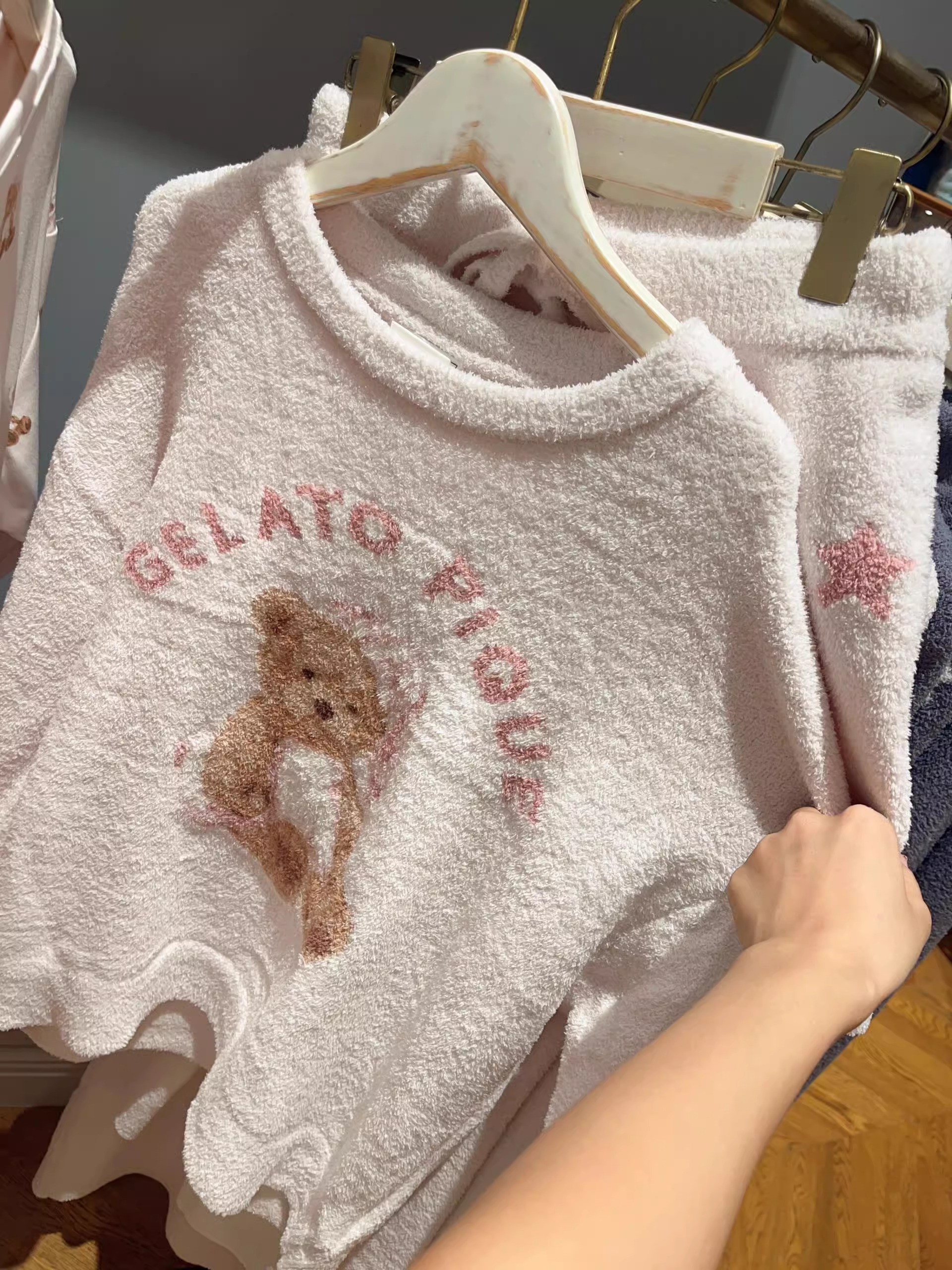 可爱小熊半边绒睡衣女款2025新款冬针织加厚保暖家居服套装可外穿