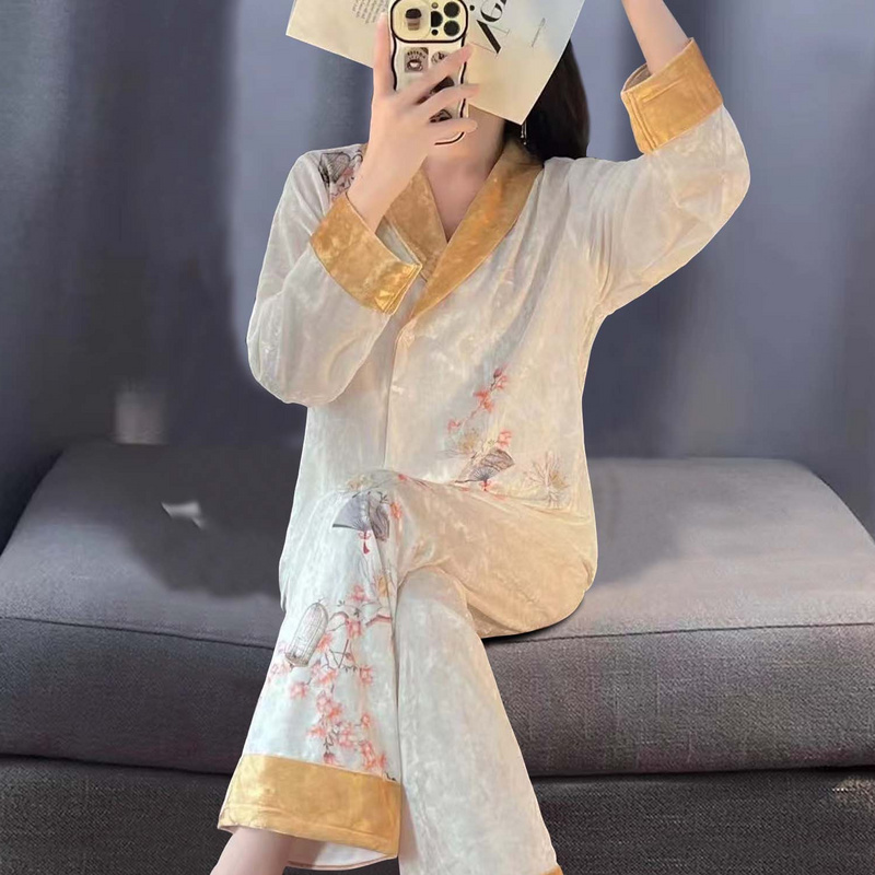 女中年金丝绒钻石可外穿复古睡衣高级感小众家居服设计感印花排扣