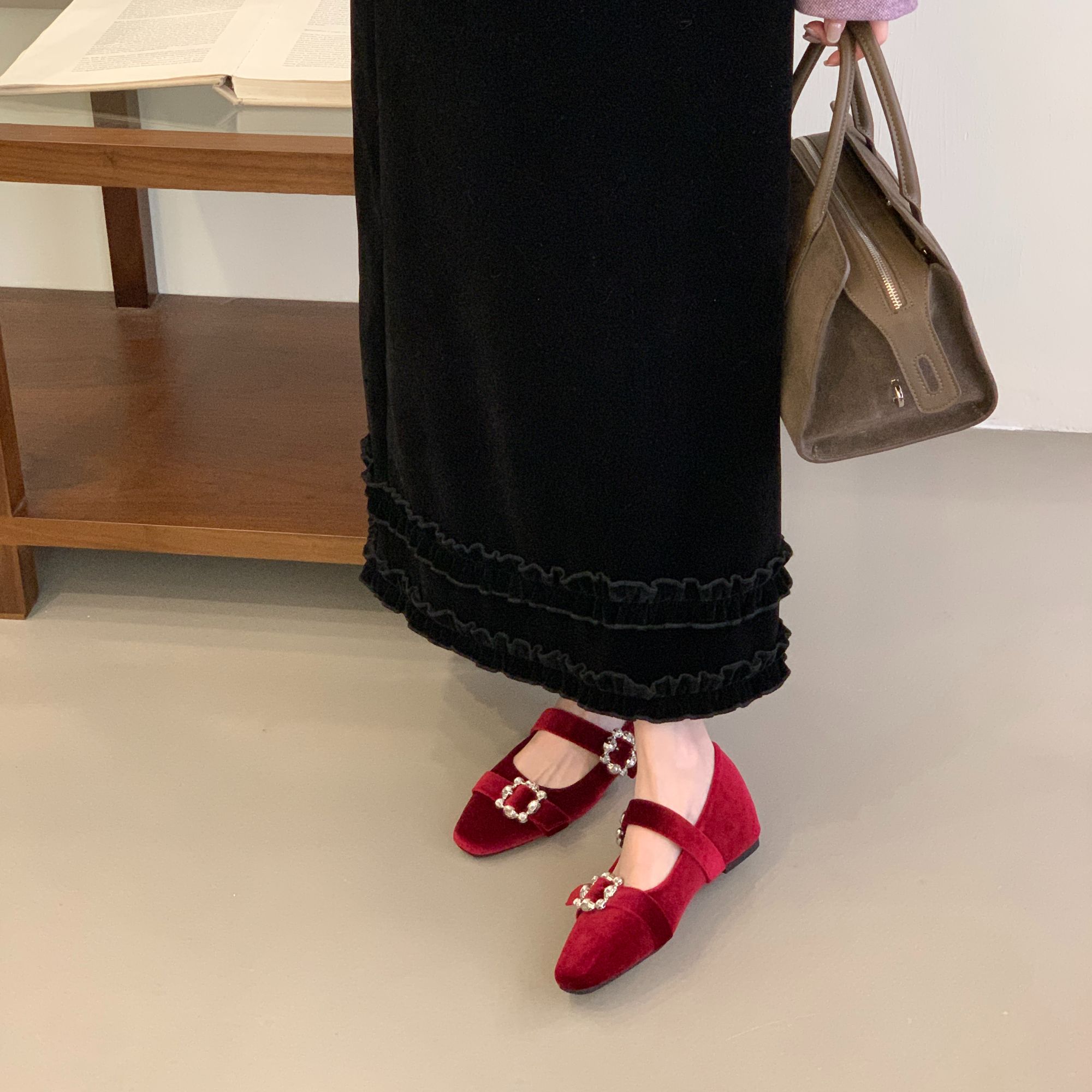 2026年春秋爆款新款方头玛丽珍鞋女内增高水钻扣绒面单鞋舒适百搭