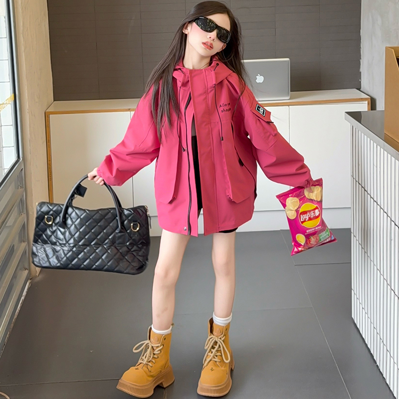 女童冲锋衣外套春秋季2025新款中大儿童韩版休闲连帽上衣洋气潮款