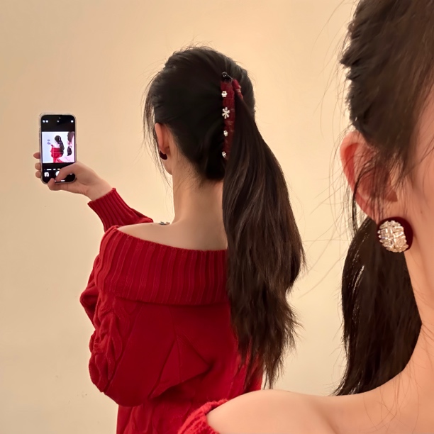 冬季甜美闪钻雪花毛绒香蕉夹发饰女气质马尾竖夹发卡头饰