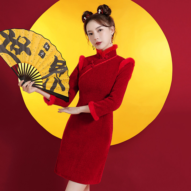 冬装加绒加厚国潮短款新年拜年服改良旗袍年轻款少女复古修身长袖