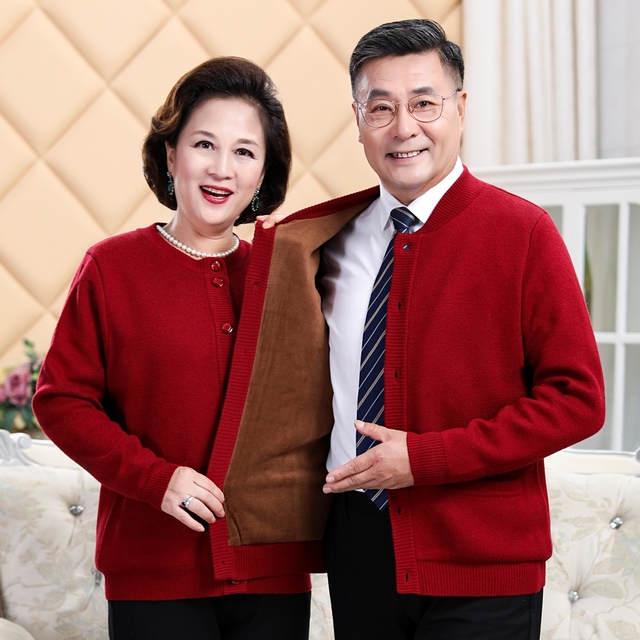 中老年人羊毛衫男女情侣装爸妈本命年红针织外套爷爷奶奶毛衣开衫