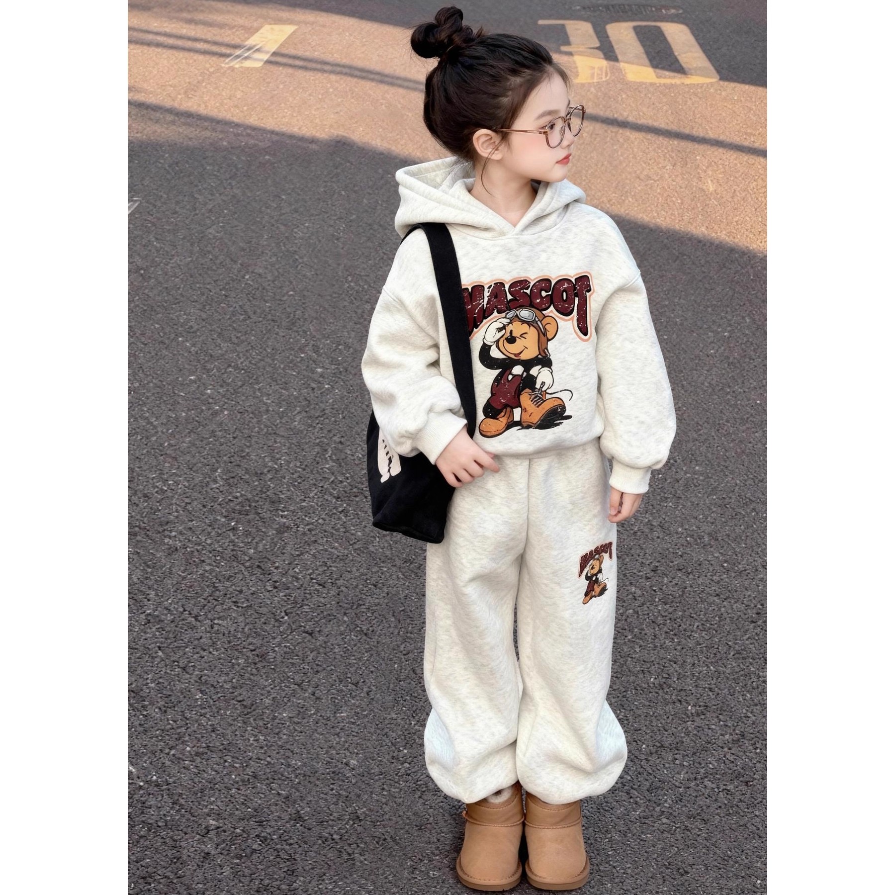 女童运动套装秋冬2025新款儿童加绒加厚卫衣女孩大童洋气冬装衣服