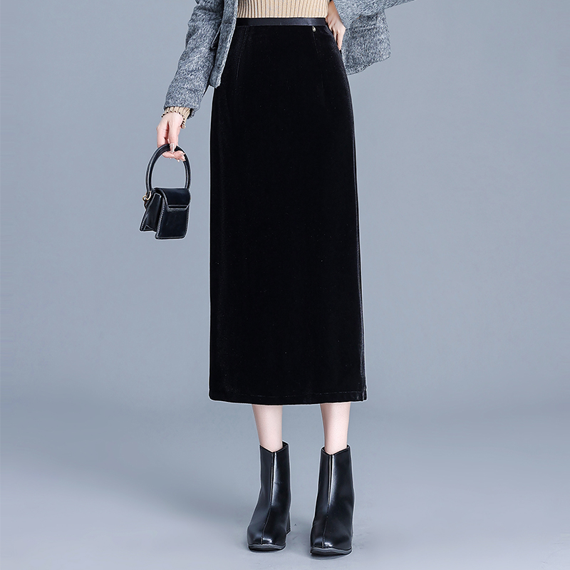 金丝绒包臀裙女秋季2025新款高腰显瘦通勤半身裙中长款开叉一步裙