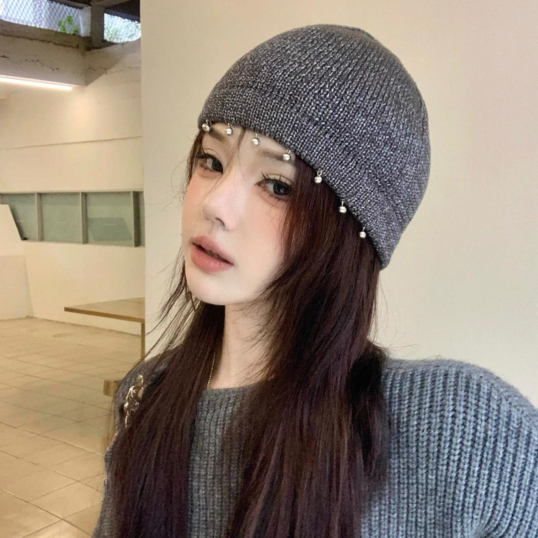 灰色针织毛线帽子女2025新款秋冬保暖护耳冷帽显脸小百搭套帽子