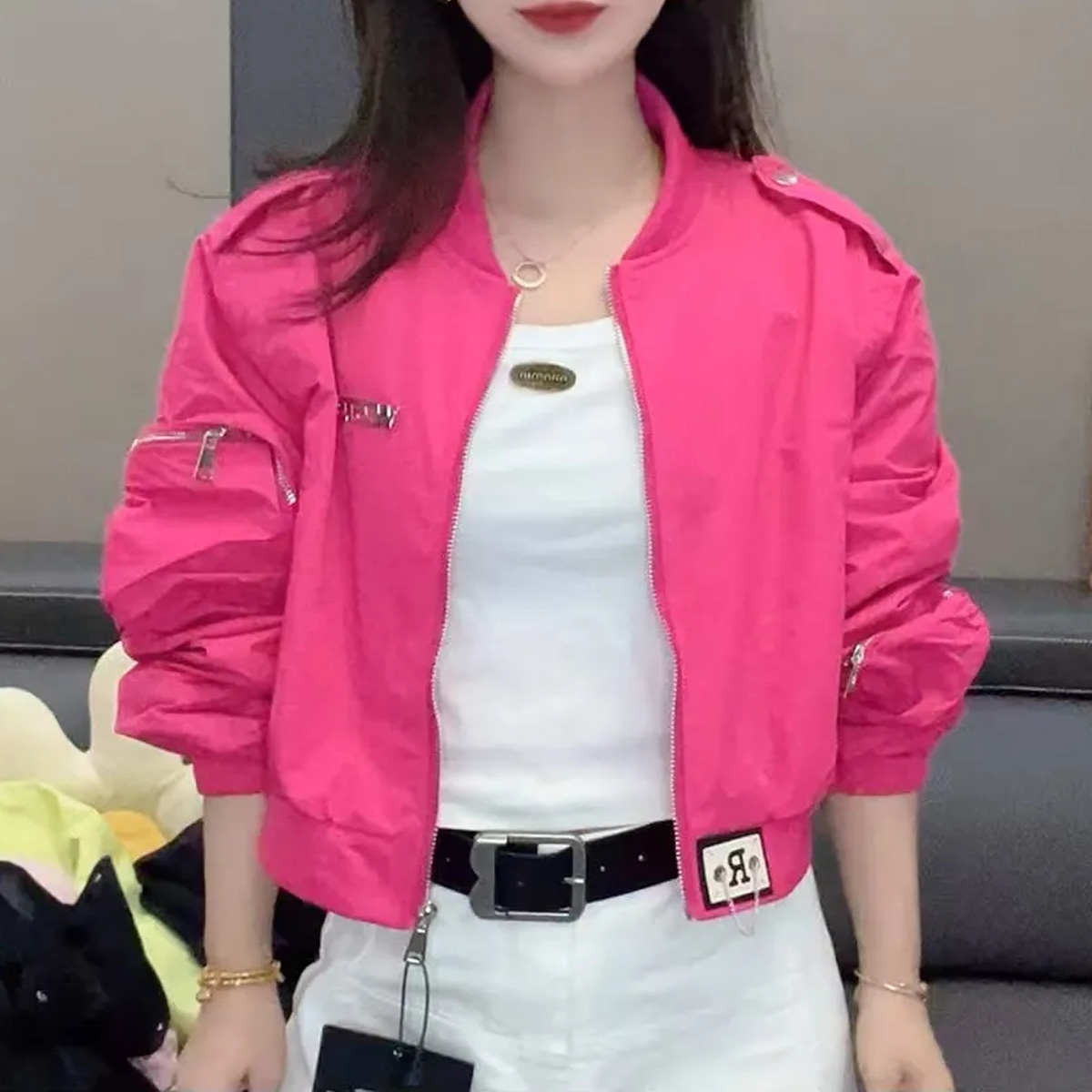 洋气短款外套女新款长袖女装立领纯色小标时尚休闲宽松上衣