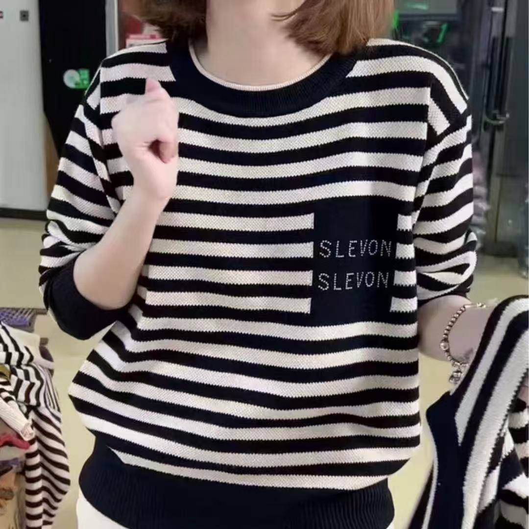 圆领时尚百搭减龄薄款秋季中老年T恤韩版套头宽松小衫