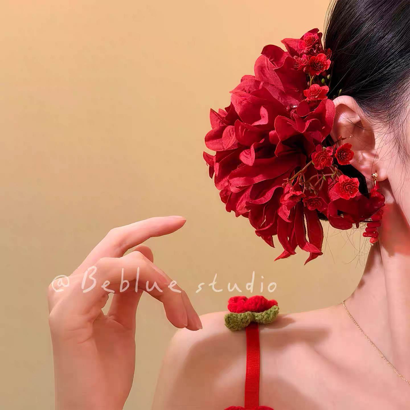 新中式红色花朵发夹女古风节日氛围感发饰