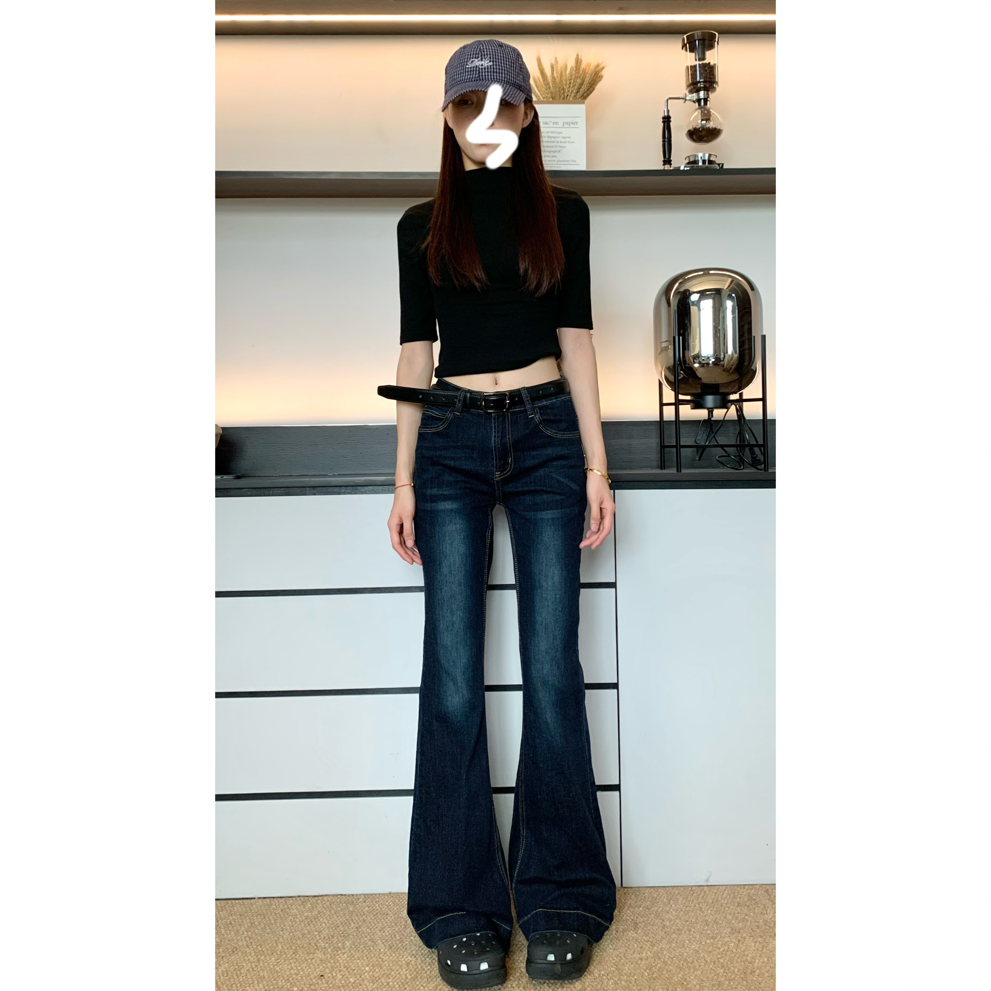 蓝灰色微喇叭牛仔裤女秋季新款复古高腰修身显瘦百搭直筒拖地裤子