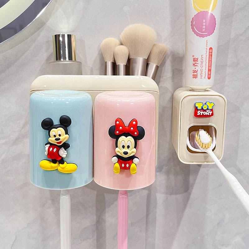 漱口杯子浴室家用壁挂式免打孔牙刷置物架可爱卡通米奇挤牙膏神器