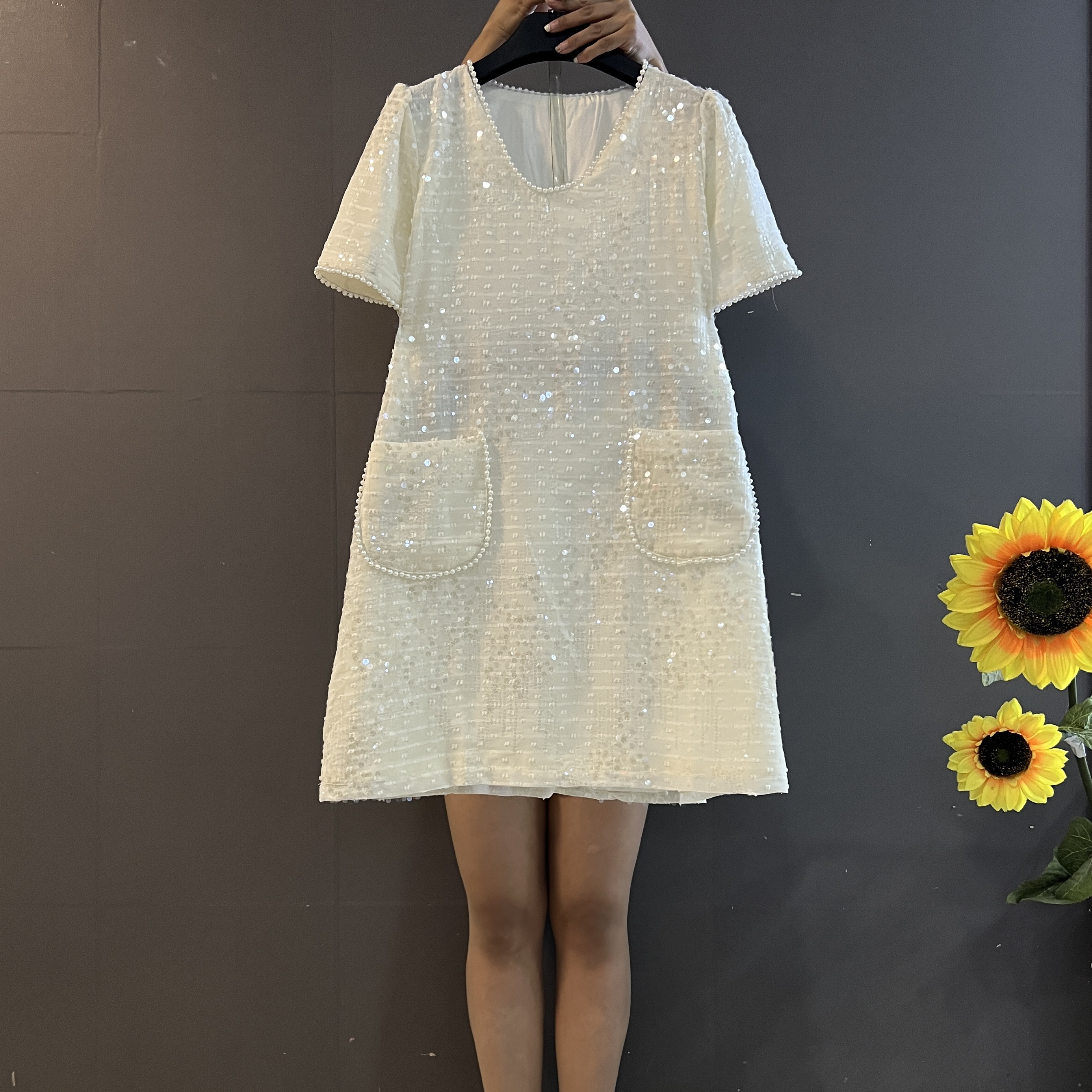 时尚亮片连衣裙小香风气质显瘦重工钉珠中长款裙2319