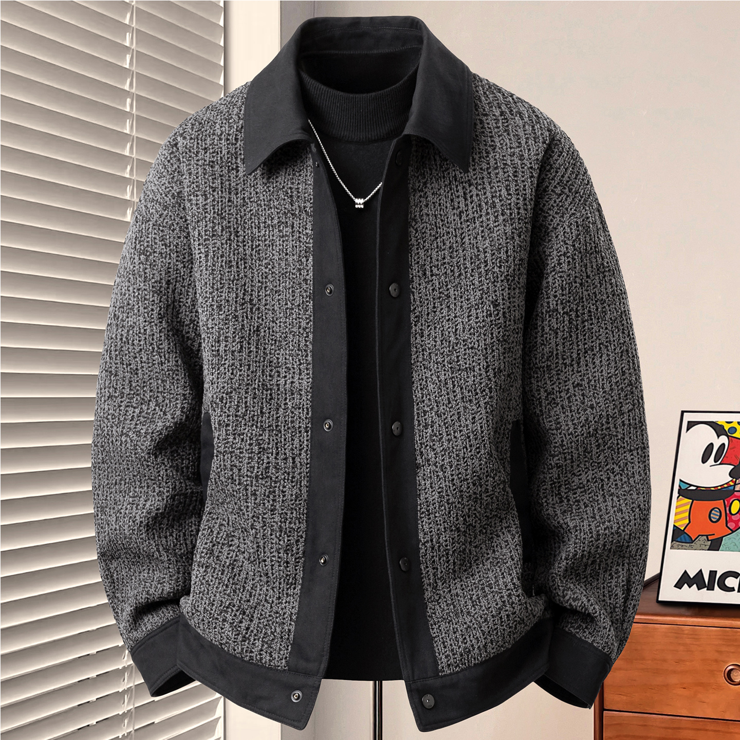 男士2025冬季新款保暖痞帅外套拼色翻领百搭通勤高端轻薄羽绒夹克