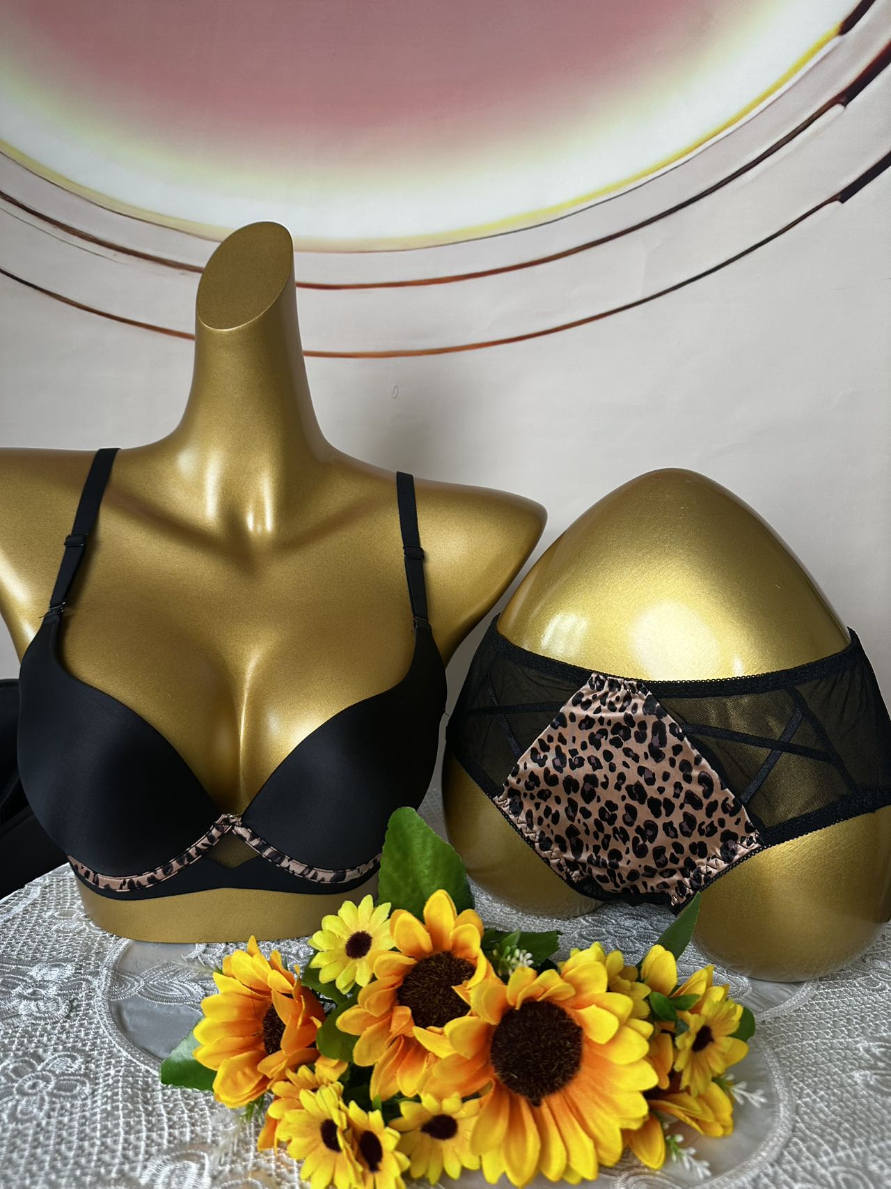 常规款文胸光面豹纹透气蕾丝内衣套装