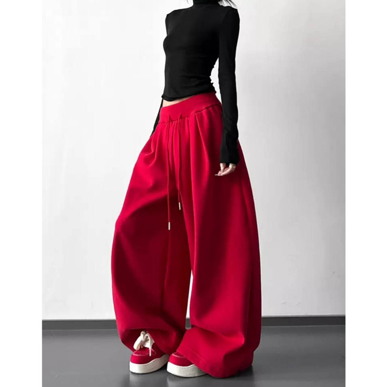 红色裤子女2025秋冬季休闲直筒运动卫裤加绒加厚束脚拖地阔腿裤子