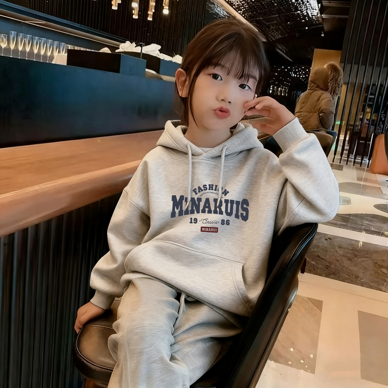 女童秋装趣味潮牌连帽卫衣初中生女孩秋冬季加绒加厚欧货上衣小众