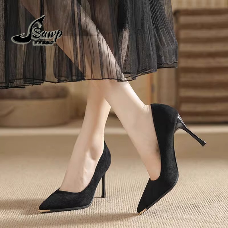 法式金属鞋头防踢尖头细跟高跟鞋女胖宽脚上班通勤单鞋婚宴伴娘鞋