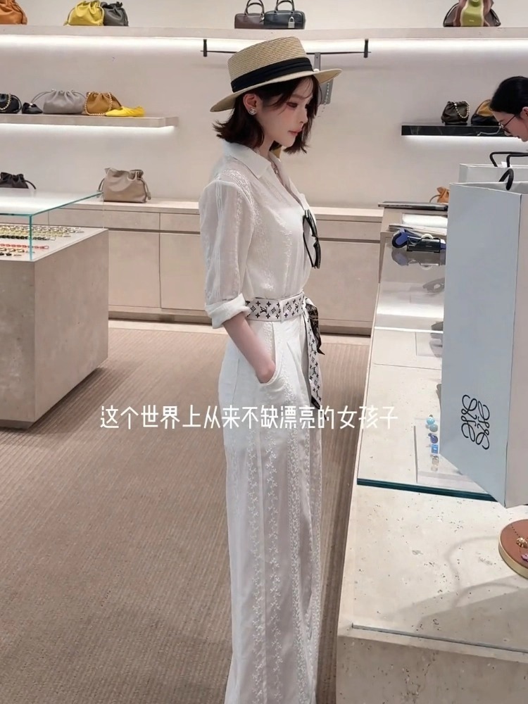 2025超火夏季穿搭一整套女装气质名媛高端白色衬衫上衣阔腿裤套装