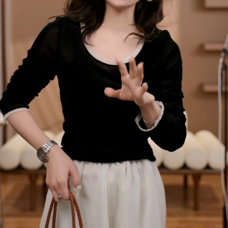 "氛围日记"春夏女款丝绒拼接花边打底衫上衣LK2502066