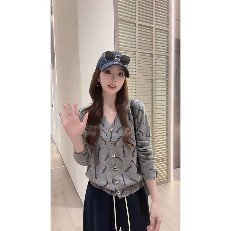 时尚穿搭女2025秋季新款宽松百搭针织开衫显瘦阔腿休闲裤两件套装