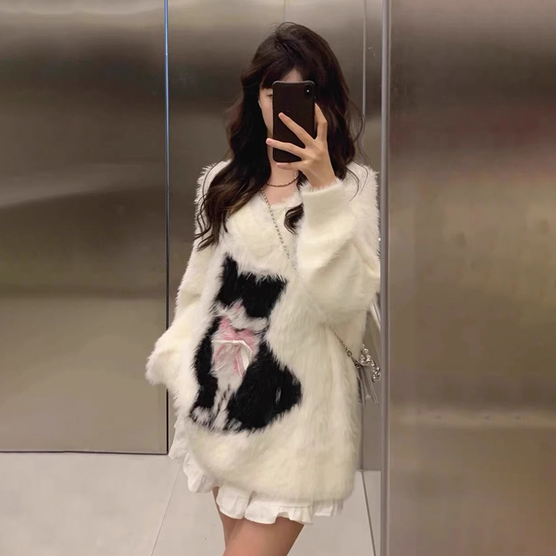 慵懒高级感套头白色毛衣女2025新款早秋宽松打底内搭针织衫上衣