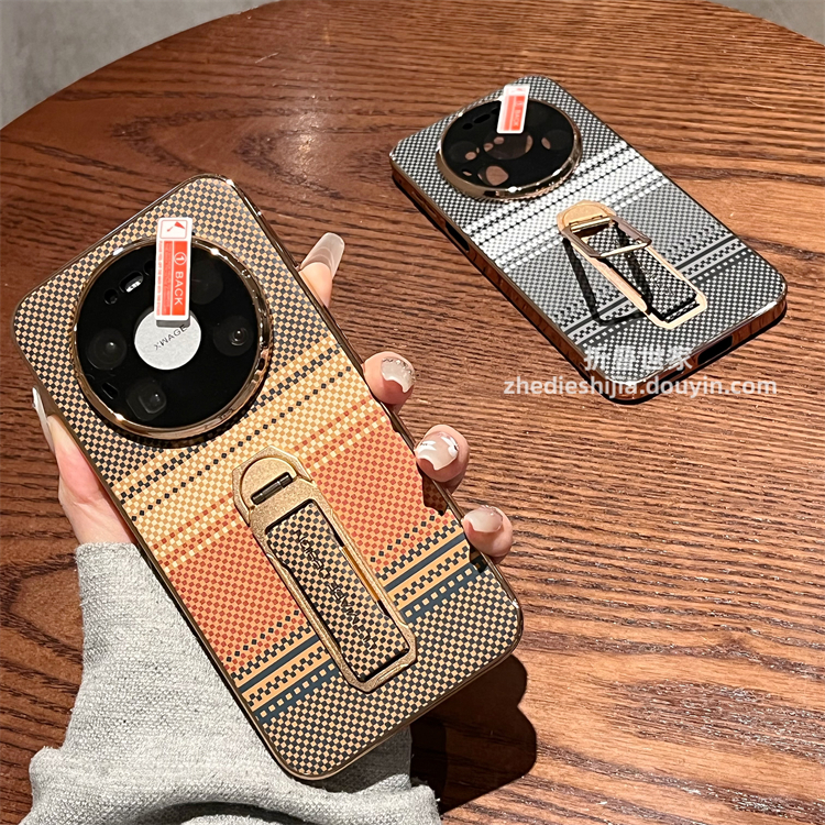 适用华为mate 80rs手机壳70rs非凡大师80pro max碳纤维纹手腕支架