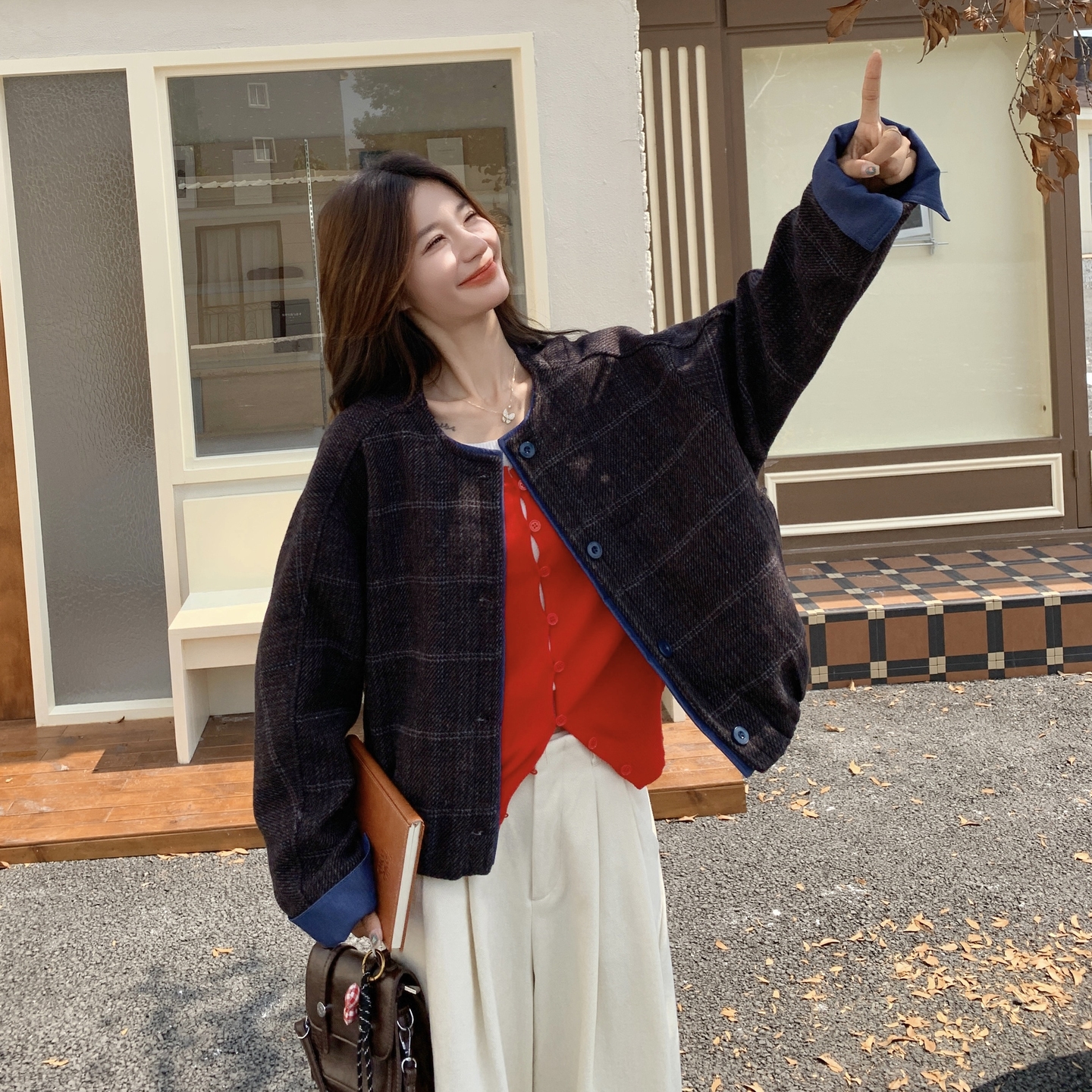 时髦减龄显瘦气质感通勤大衣女2025秋冬新款个性复古撞色毛呢外套