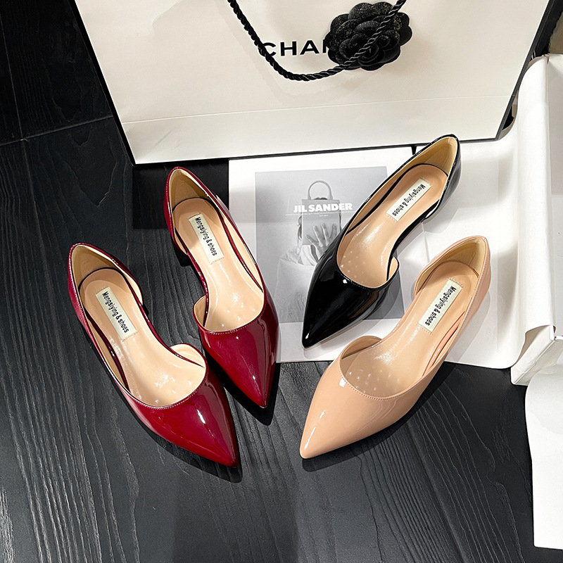 2025年新款春夏季百搭浅口尖头单鞋女时尚小个子高级感软底瓢单鞋