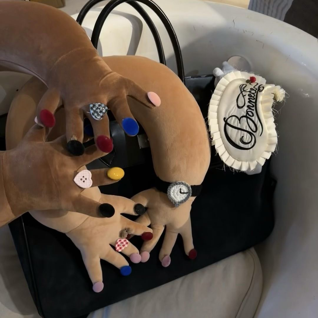 【吐司】搞怪手指u型枕十指相扣五指颈枕玩偶ins丑萌毛绒抱枕u形枕