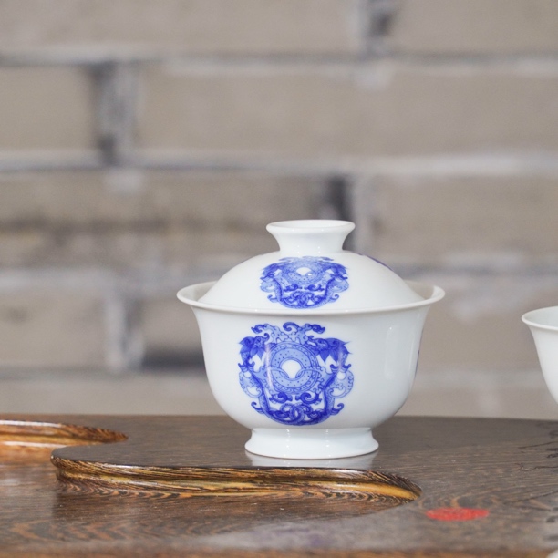 【柴窑新品】景德镇手绘柴窑青花团龙纹元宝盖碗茶盖碗白瓷茶具