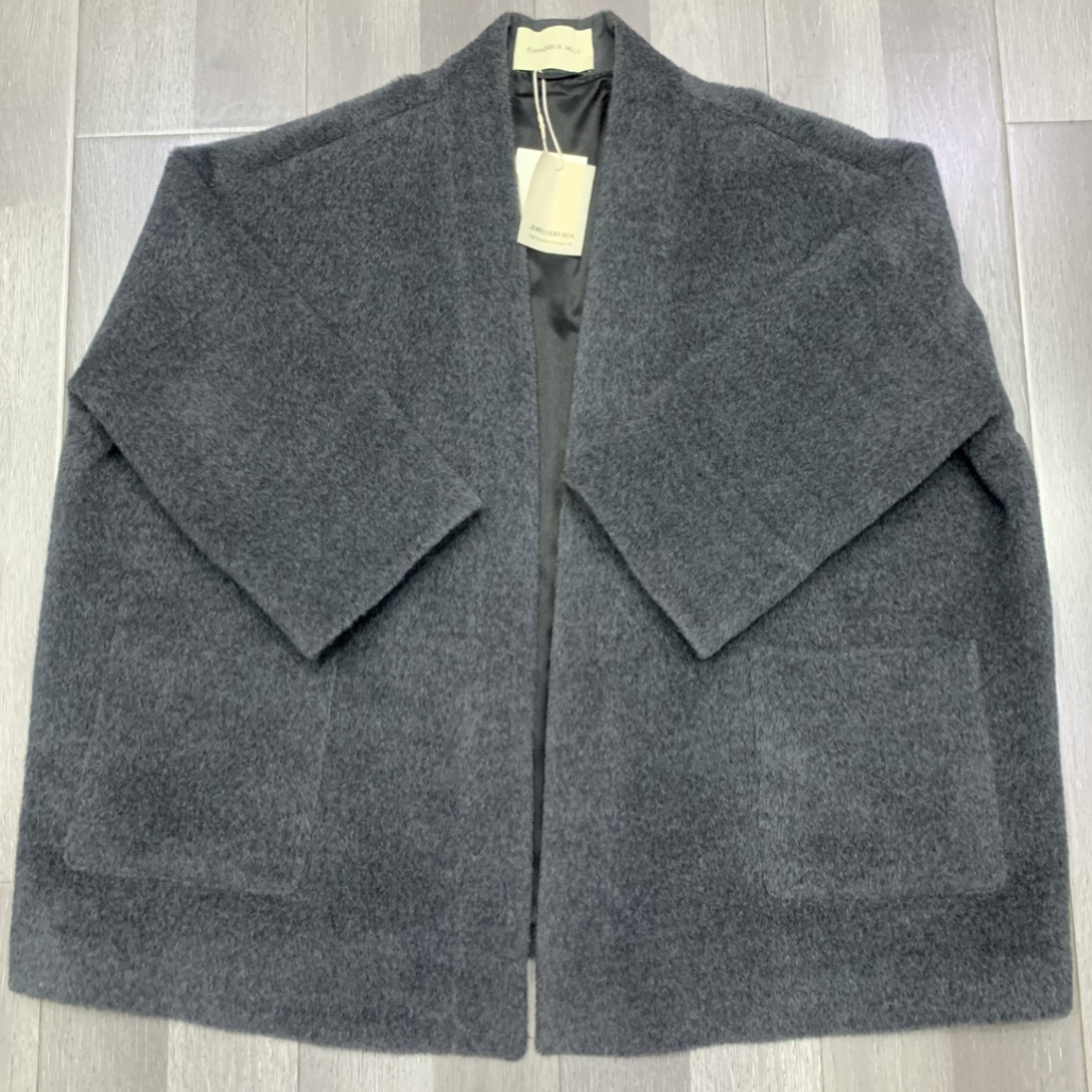 冬季高品质中款女～小骆马绒80%绵羊毛20%外套百搭